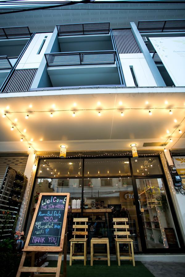 The Sun Hostel 清邁 外观 照片