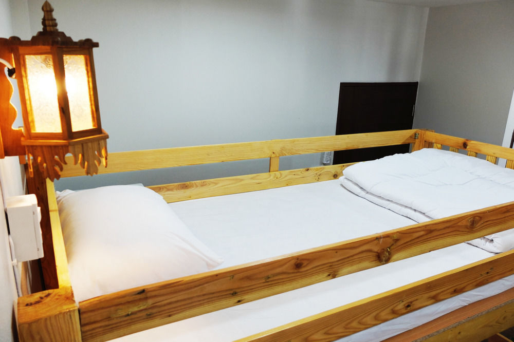 The Sun Hostel 清邁 外观 照片