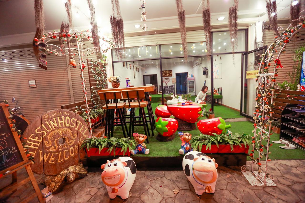 The Sun Hostel 清邁 外观 照片