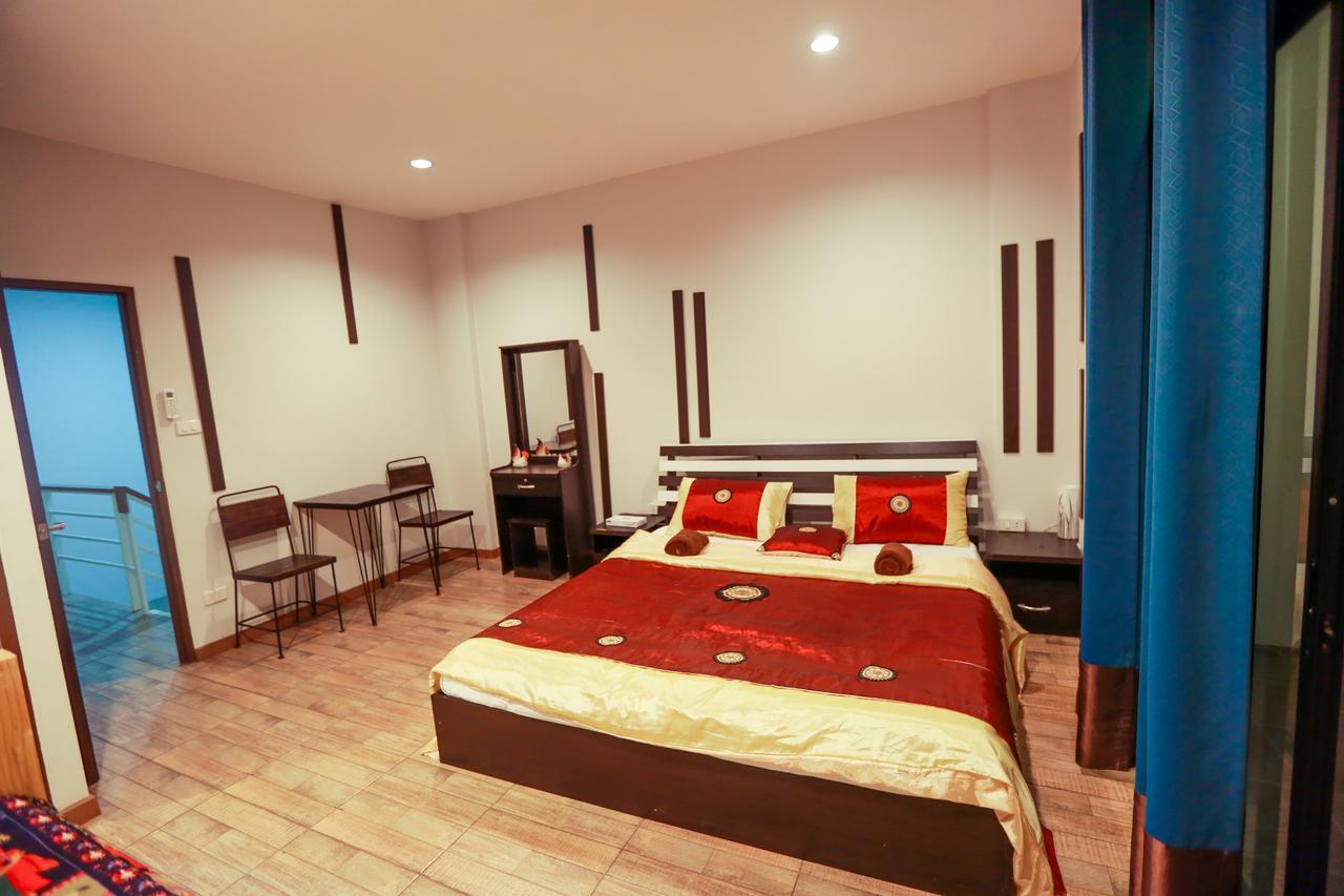 The Sun Hostel 清邁 外观 照片