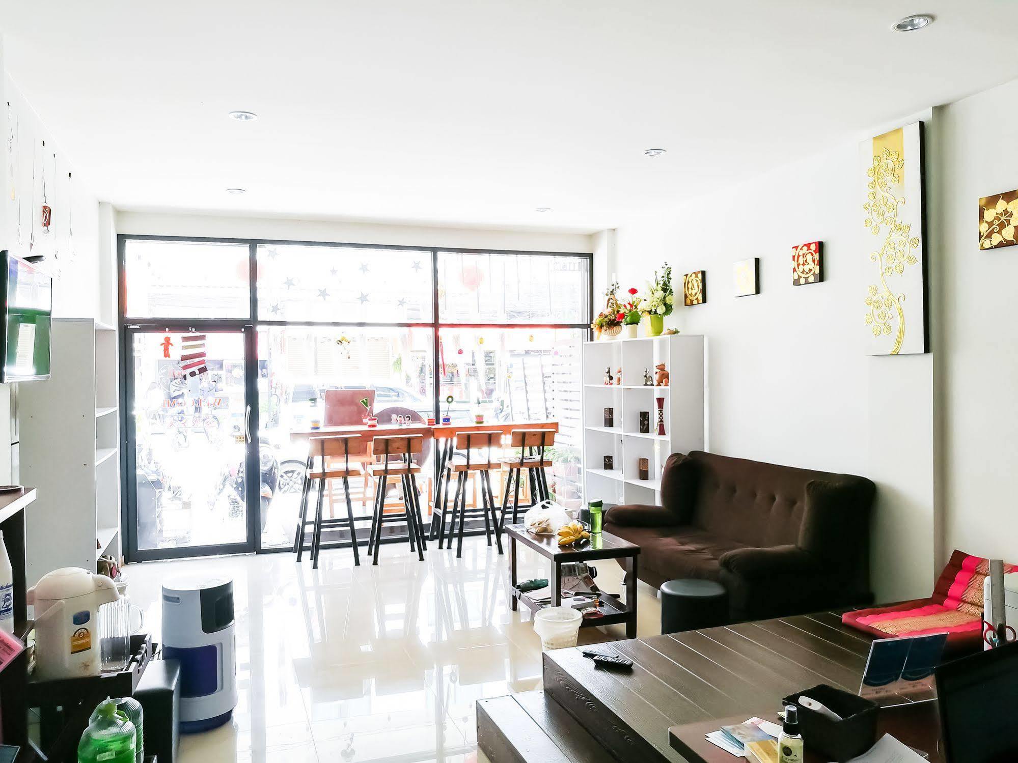 The Sun Hostel 清邁 外观 照片